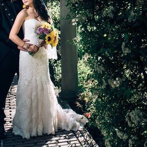 Essence of Australia D1846 Wedding Dress